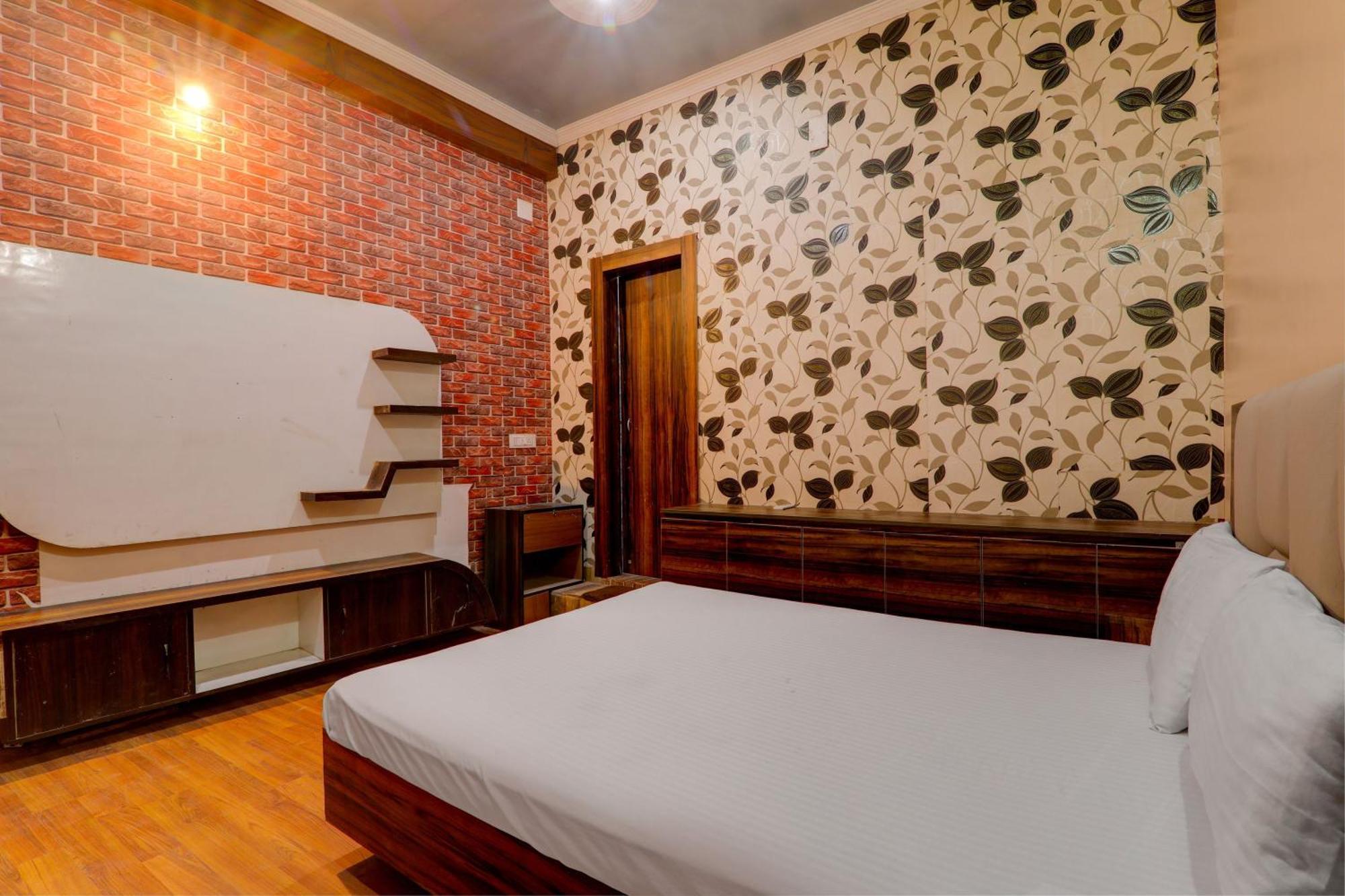 Darbhanga Spot On Hotel Elite מראה חיצוני תמונה